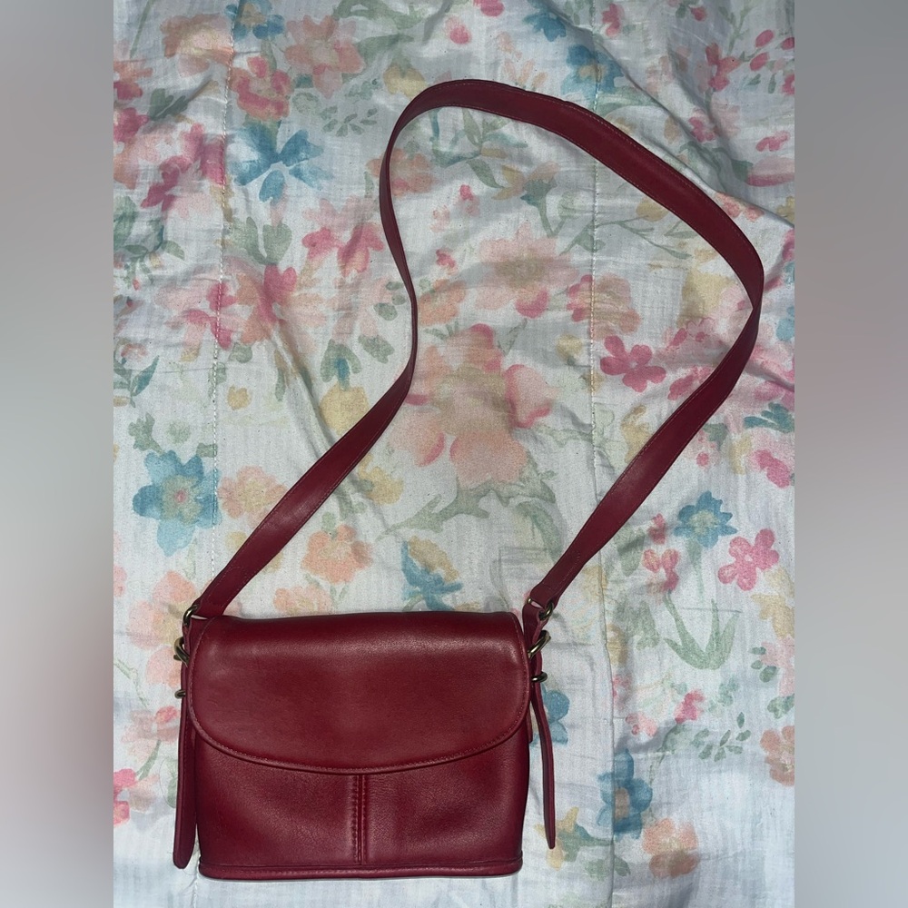 COACH 1997 Legacy Equestrian Red Glove Leather Bag